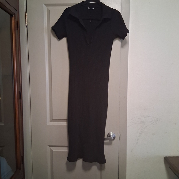 Zara Classic Black Midi Dress - Picture 2 of 6